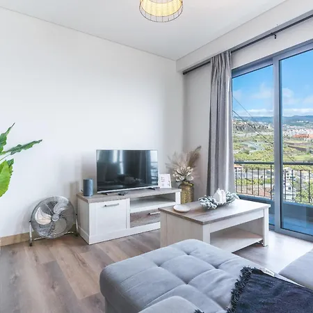 Figueiras House By Atlantic *