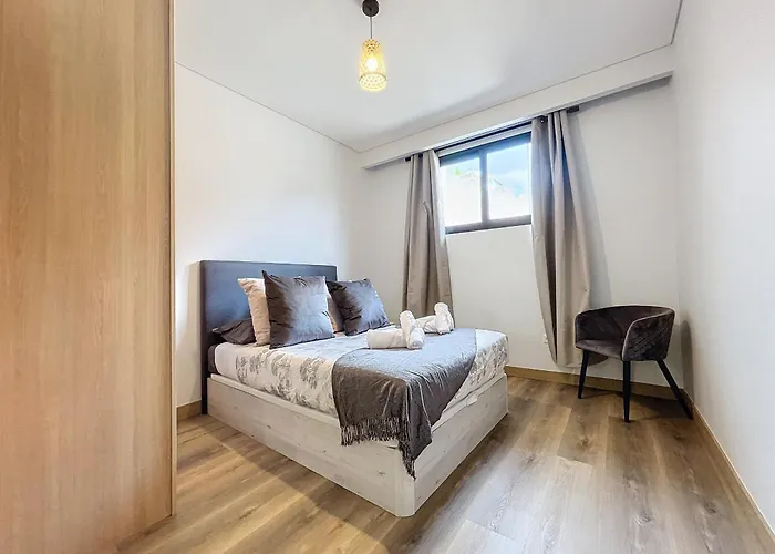 Figueiras House By Atlantic *