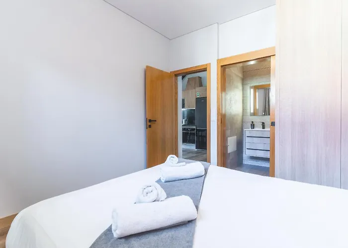 Дом отдыха Figueiras House By Atlantic Камара-де-Лобуш