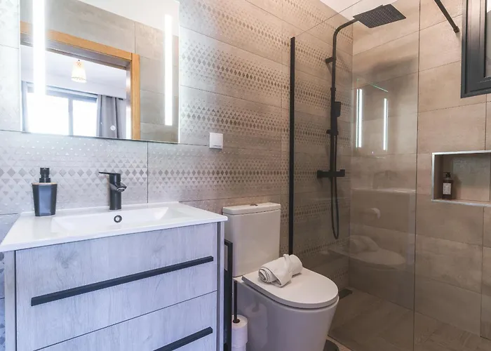 Дом отдыха Figueiras House By Atlantic Камара-де-Лобуш